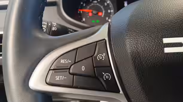 DACIA SANDERO 18 / 21
