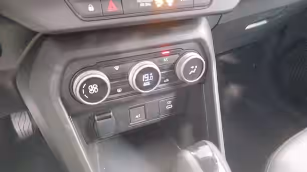 DACIA JOGGER 18 / 26