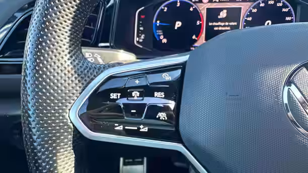 VOLKSWAGEN T-ROC 19 / 23