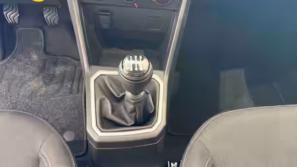 DACIA SANDERO 23 / 33
