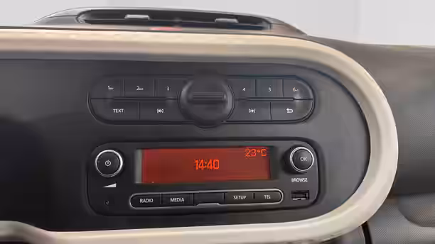 RENAULT TWINGO E-TECH ELECTRIQUE 16 / 22