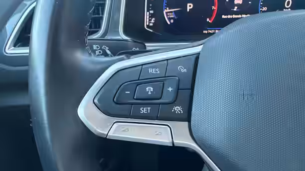 VOLKSWAGEN T-ROC 20 / 26