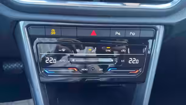 VOLKSWAGEN T-ROC 22 / 26
