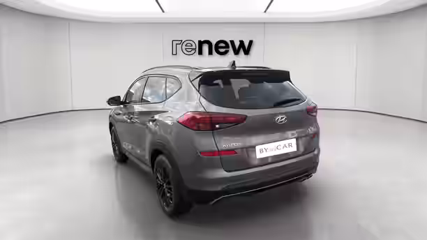 HYUNDAI TUCSON 3 / 23