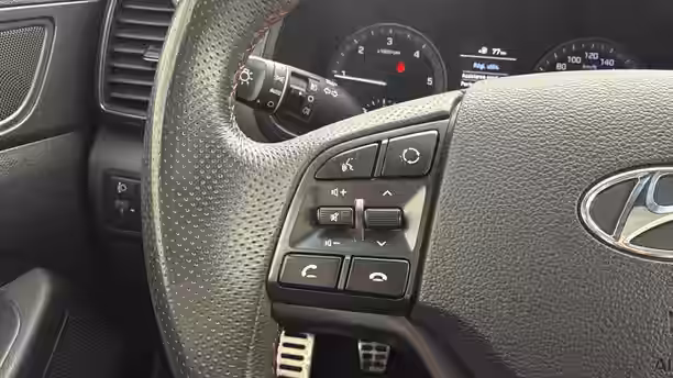 HYUNDAI TUCSON 17 / 23
