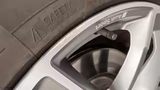 AUDI Q3 23 / 23