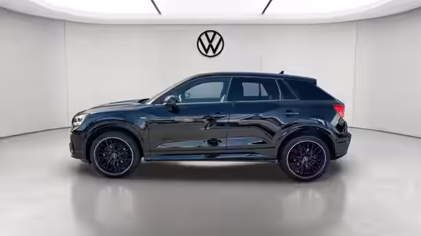 AUDI Q2 2 / 21