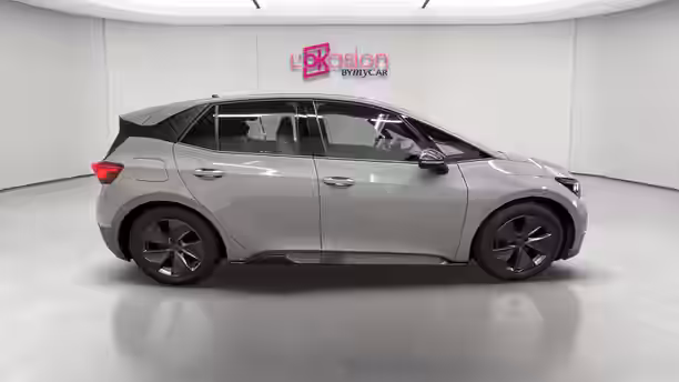 CUPRA BORN 6 / 25