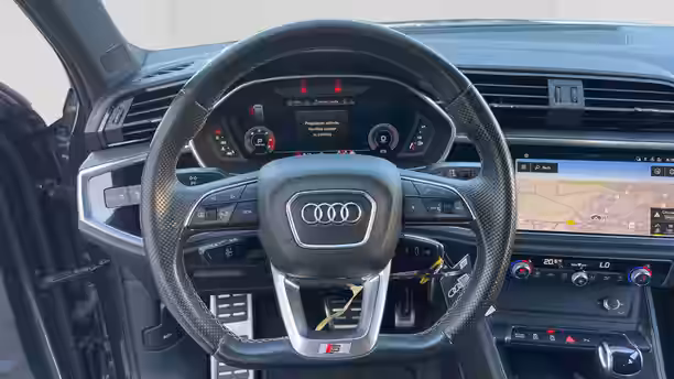 AUDI Q3 SPORTBACK 10 / 32