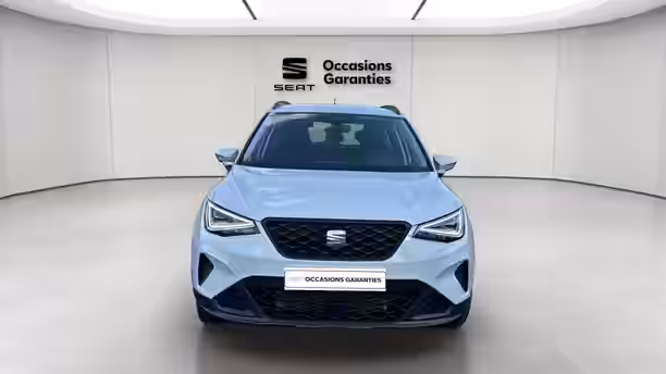 SEAT ARONA 8 / 24