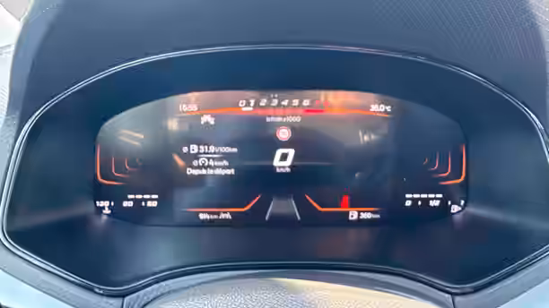 SEAT ARONA 10 / 24