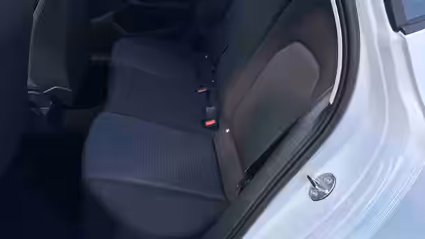 SEAT ARONA 19 / 24