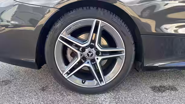 MERCEDES CLASSE C 33 / 53