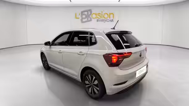VOLKSWAGEN POLO 3 / 22