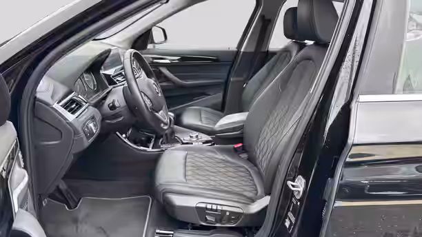 BMW X1 F48 LCI 22 / 23