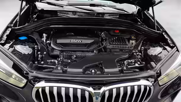 BMW X1 F48 LCI 15 / 23