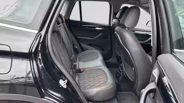 BMW X1 F48 LCI 21 / 23