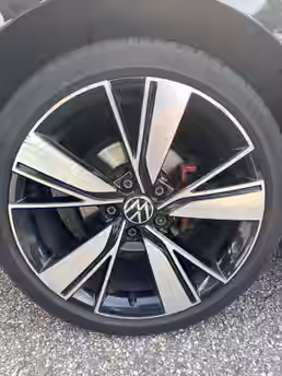 VOLKSWAGEN GOLF 33 / 33