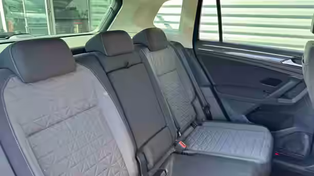 VOLKSWAGEN TIGUAN 26 / 26
