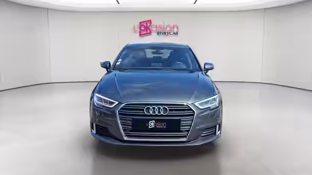 AUDI A3 SPORTBACK 8 / 32