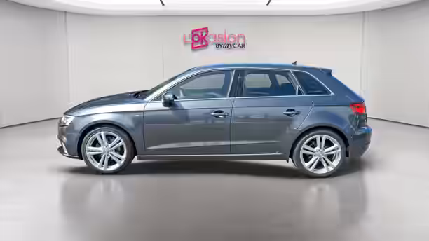 AUDI A3 SPORTBACK 2 / 32