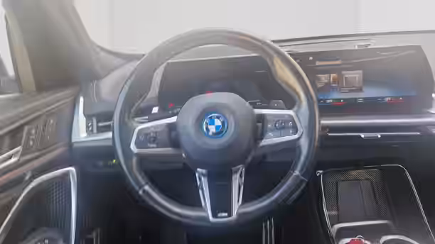 BMW X1 U11 10 / 27