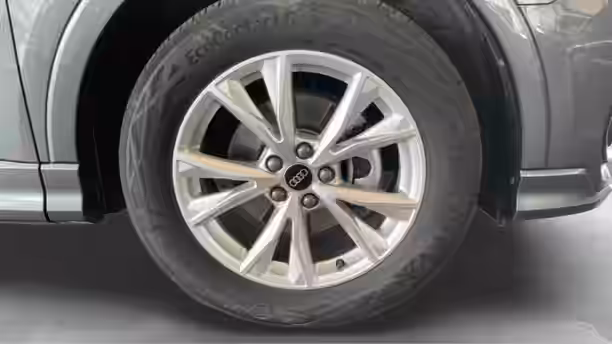 AUDI Q3 14 / 32
