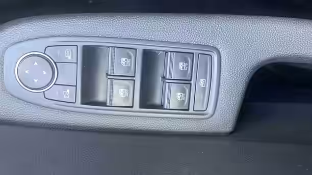 RENAULT CLIO V 20 / 22