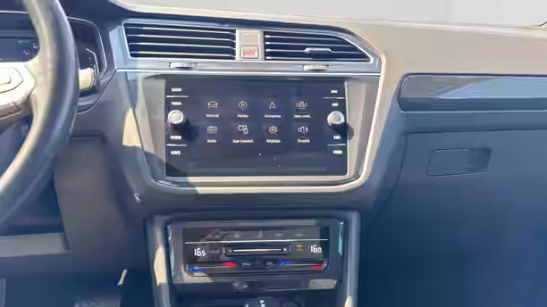 VOLKSWAGEN TIGUAN 11 / 29