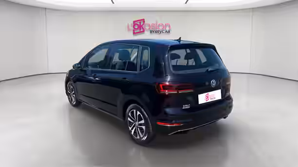VOLKSWAGEN GOLF SPORTSVAN 3 / 26