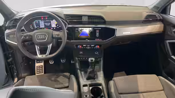 AUDI Q3 SPORTBACK 9 / 32
