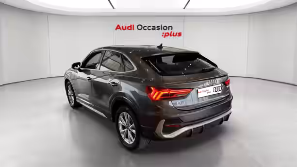 AUDI Q3 SPORTBACK 3 / 32