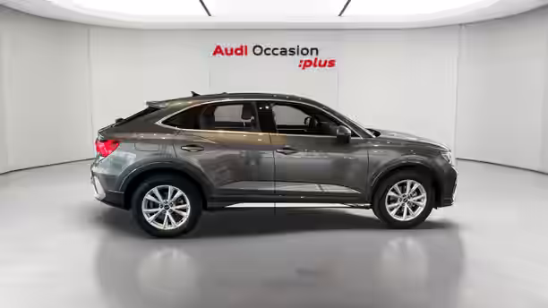 AUDI Q3 SPORTBACK 6 / 32