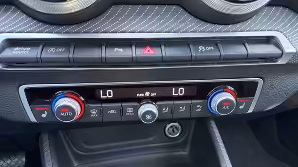 AUDI Q2 11 / 39