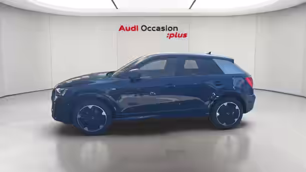AUDI Q2 2 / 13