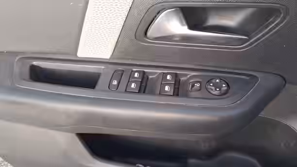 CITROEN C4 27 / 35