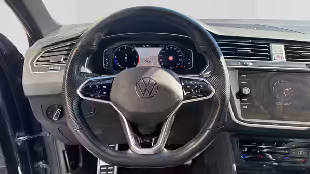VOLKSWAGEN TIGUAN 10 / 25