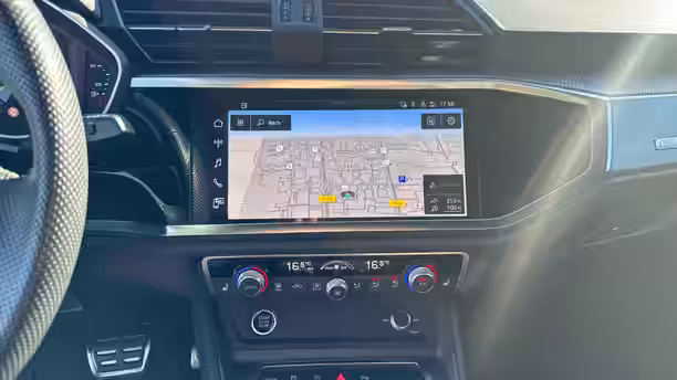 AUDI Q3 17 / 28