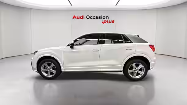 AUDI Q2 2 / 33