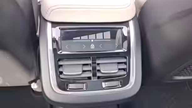 VOLVO XC60 45 / 104