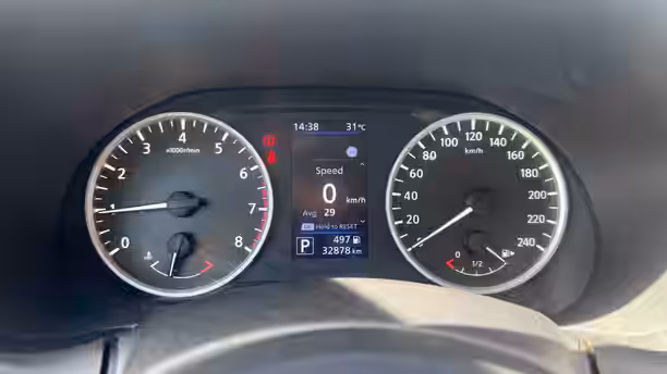 NISSAN JUKE 2023 17 / 20