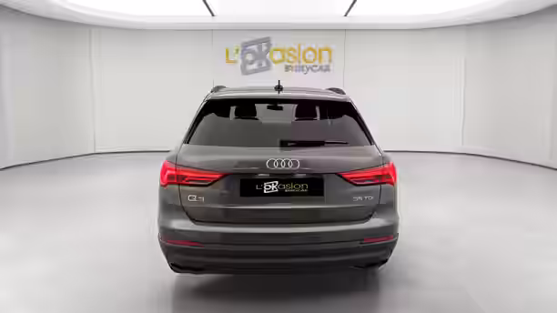 AUDI Q3 4 / 24