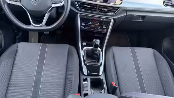 VOLKSWAGEN T-ROC 11 / 28