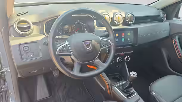 DACIA DUSTER 11 / 28