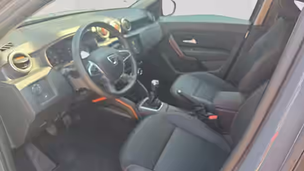 DACIA DUSTER 10 / 28