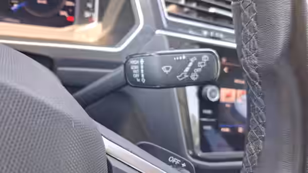 VOLKSWAGEN TIGUAN 30 / 39