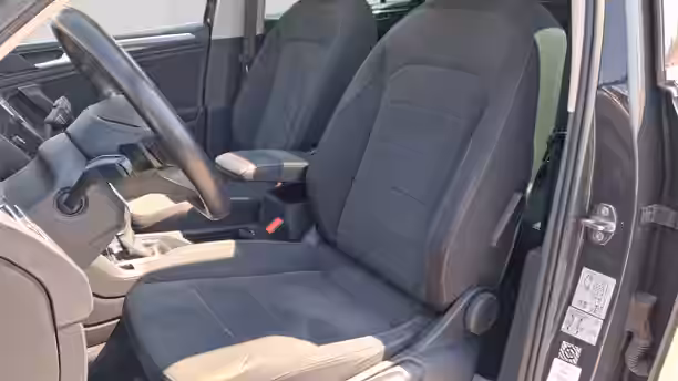 VOLKSWAGEN TIGUAN 11 / 39