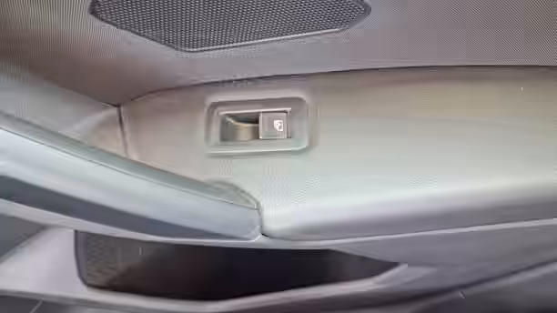 VOLKSWAGEN TIGUAN 25 / 39