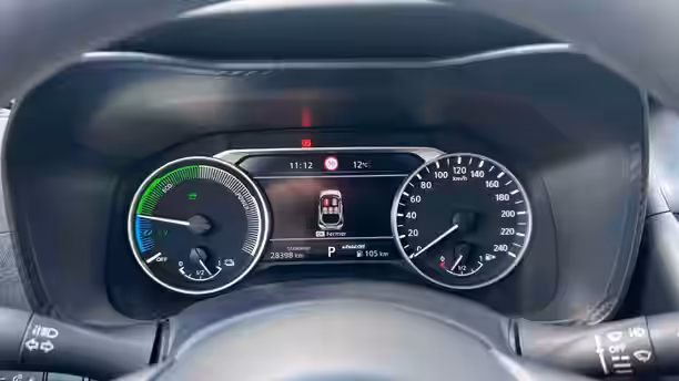 NISSAN JUKE 17 / 23