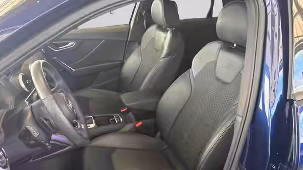 AUDI Q2 11 / 18